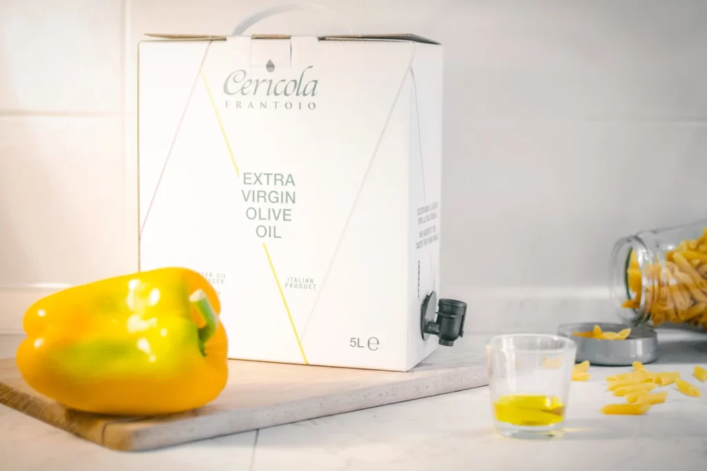 confezione extravergine sicura e comoda bag in box oleificio cericola